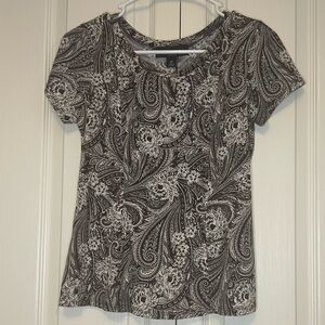 Women’s Neutral Paisley Short Sleeve Top | Size 6P